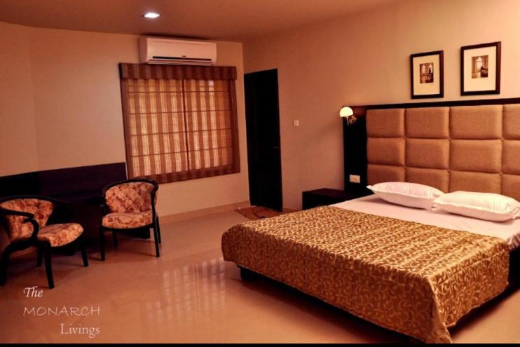 Hotel Monarch Kozhikode Esterno foto